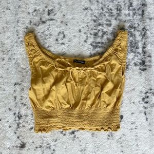 Brandy Melville ruffled crop top